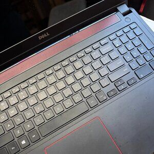 Dell Inspiron 15 | Intel i7-6700HQ | 16GB DDR3 | GTX 960M | 480GB SSD | WIN 10